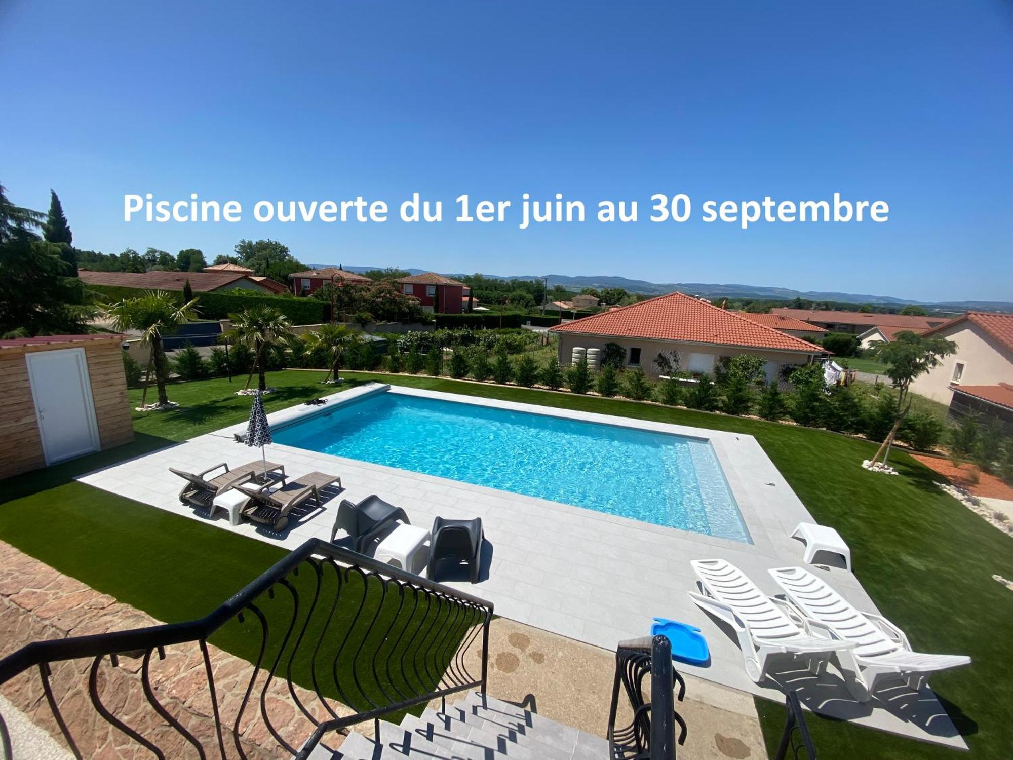 Studio Chez L'Habitant Avec Piscine Commune Grieges エクステリア 写真